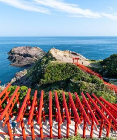 5日4晚 • 北九州市+福岡5天團 · 秋日賞景 溫泉之旅 元乃隅神社(123個朱紅色鳥居隧道)、「日本人氣No.1大橋」角島大橋、「日本最大鐘乳洞之一」秋芳洞/秋吉台の草紅葉、九州鐵道紀念館、宮地嶽神社