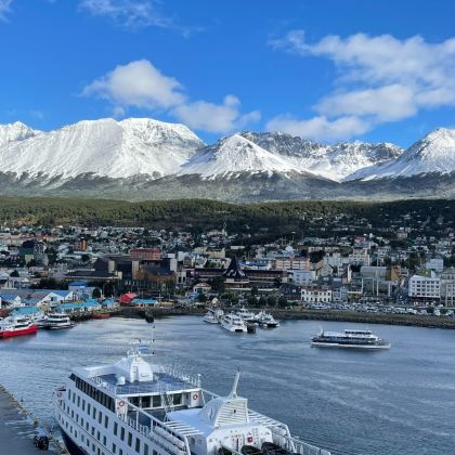 阿根廷乌斯怀亚+火地岛国家公园+比格尔海峡+也格来日斯灯塔3日2晚私家团