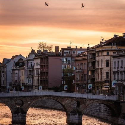 贝尔格莱德+萨拉热窝4日3晚私家团