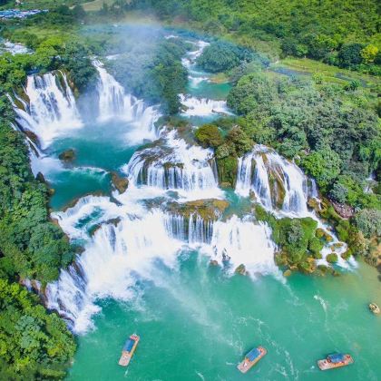 广西崇左+德天跨国瀑布景区+明仕村+伏那秘境+白头叶猴生态旅游区+三娘湾+北海5日4晚拼小团