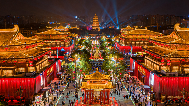 5D4N · Group Tours · Xi'an + Terracotta Army + Xi'an City Wall + Big Wild Goose Pagoda , mold your own clay warrior and step into the grandeur of Tang-era court life and Chang’an streets.