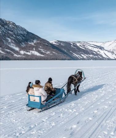 3D2N • Harbin + Yabuli Ski Resort + Xuexiang National Forest Park - 20-person tour group: Snow Town 4-star hotel & 3-hour skiing experience
