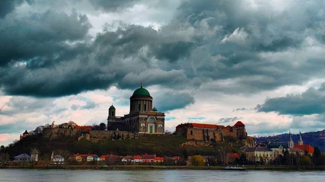 14-Day Eastern Europe Discovery Tour·Berlin, Prague, Vienna and Budapest