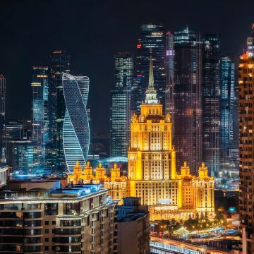 俄罗斯摩尔曼斯克+科利斯基区8日7晚自由行