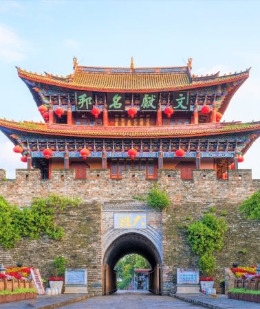8日7晚 • 滇西秘境風光  雲南(昆明、騰沖、大理、麗江、瀘沽湖)8天純玩直航團  東方女兒國~瀘沽湖、麗江古城~穿民族服飾、洱海生態廊道、音樂觀光車唱遊+旅拍、銀杏村、北海濕地公園、熱海景區、大理古城 ...