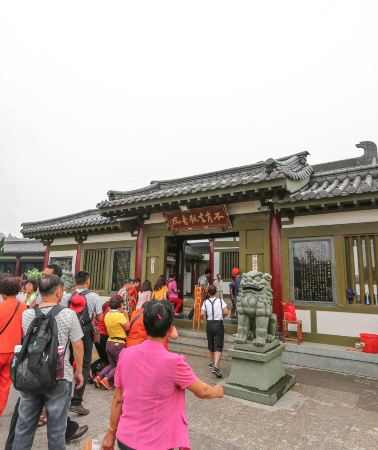 5日4晚 • 舟山+寧波5天團 · 普陀山禮佛直飛純玩團  中國四大佛教名山～普陀山(南海觀音、普濟寺、紫竹林、法雨寺)、寧波(雪竇寺·彌勒大佛、彌勒聖壇、東錢湖·小普陀、蔣氏故居)、 舟山(觀音法界)
