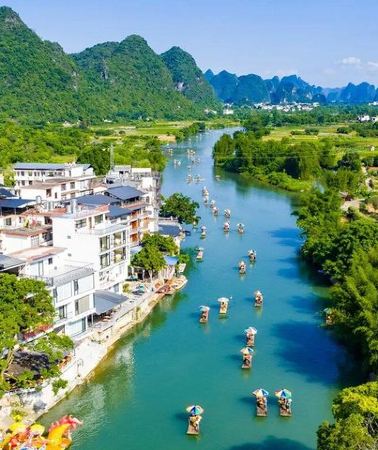 11D10N • 11-Day Small-Group China Tour: Beijing, Xi'an, Guilin, Yangshuo and Shanghai