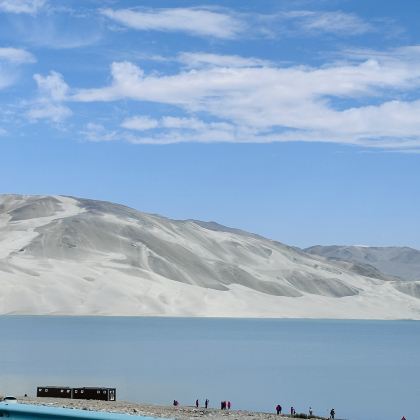 中国新疆喀什市8日7晚私家团