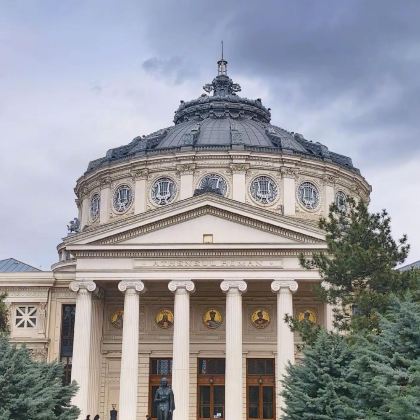 罗马尼亚7日6晚私家团