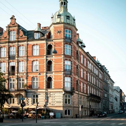 丹麦哥本哈根+欧登塞安徒生博物馆+丹麦比隆乐高世界+奥胡斯8日7晚拼小团