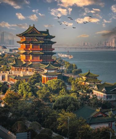 6D5N • Chase the Immortals Across Jiangxi: 6-Day Private Tour — Nanchang, Gexian Village, Wangxian Valley, Wuyuan, Lushan & Jiujiang, from Taoist Cliff Villages to Misty UNESCO Peaks