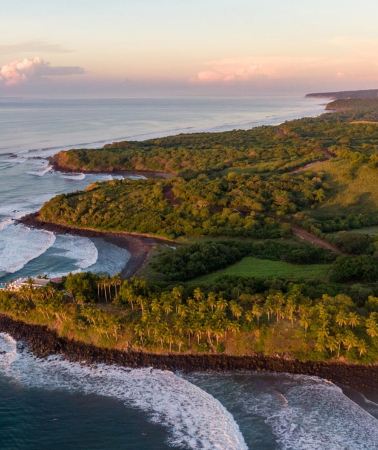 3D2N • El Salvador Sightseeing Tour: 12 Sites in 3 Days (Lakes, Beach, Mayan Sites, Villages)
