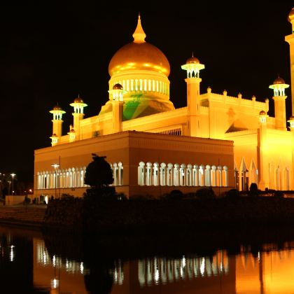 文莱达鲁萨兰国+马来西亚沙巴+美人鱼岛潜水6日5晚私家团
