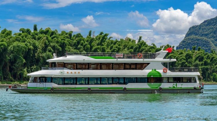 6D5N · Group Tours · Emperor Voyage: 'All Tips Included' China+ Guilin + Yangshuo + Li River Scenic Area +Longji Rice Terraces 