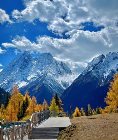 8D7N • Autumn Adventure - Untamed Sichuan. Explore Yading, Siguniang & Yuzixi. Enjoy Free Horseback Photoshoot & Snow Mountain Coffee BBQ. Drone photography & camping gear provided