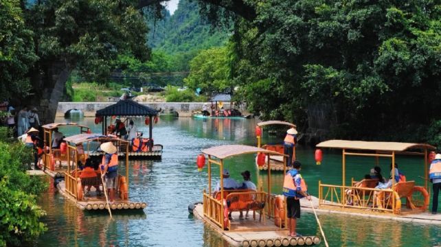 5-Day Guilin & Yangshuo Discovery Private Tour·Li River, Yulong River Bamboo Raft, Longji Rice Terraces and Elephant Trunk Hill