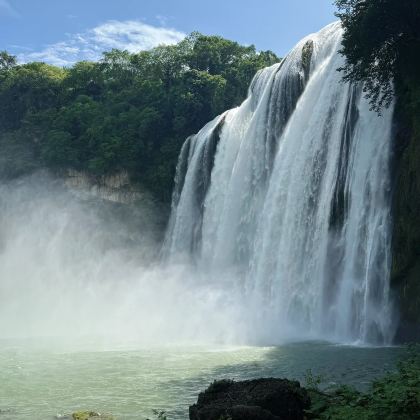 贵阳+兴义+黄果树景区+荔波小七孔景区+西江千户苗寨6日5晚自由行