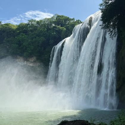 贵阳+兴义+黄果树景区+荔波小七孔景区+西江千户苗寨6日5晚自由行