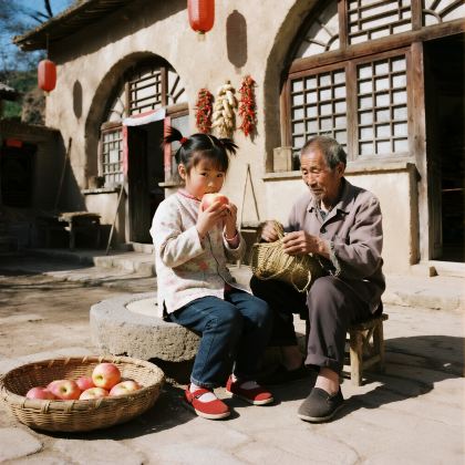 西安+延安+壶口瀑布+兵马俑+华清宫+法门寺7日6晚跟团游