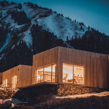 新疆北疆+伊犁+赛里木湖6日5晚私家团