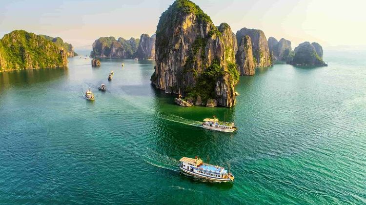 7-Day Vietnam At Glance In 7 Days - From Hanoi to Ho Chi Minh City