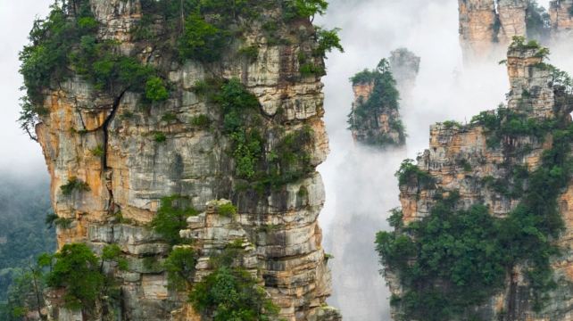 3-Day Best of Zhangjiajie Tour·Zhangjiajie National Forest Park | Tianmen Mountain | Cliff Glass Plank Road | Tianmen Cave