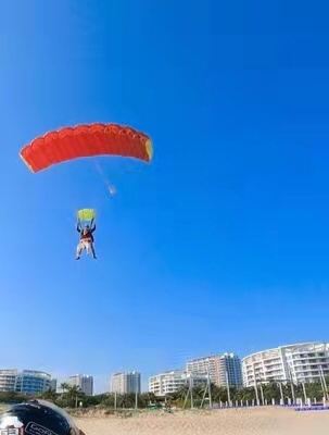 海花岛蔚蓝跳伞旅行图片 3