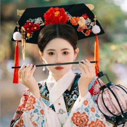 沈阳故宫+长白山+哈尔滨+漠河北极村10日9晚跟团游