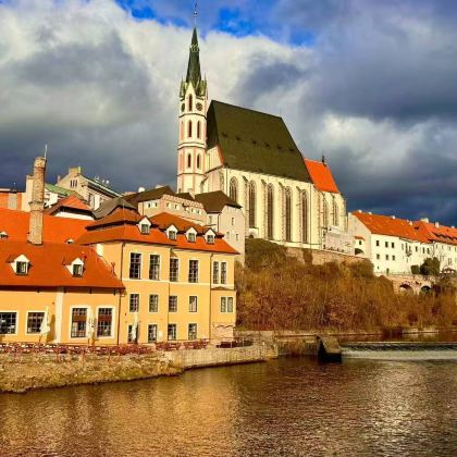 匈牙利+斯洛文尼亚+克罗地亚+波黑+黑山+塞尔维亚13日跟团游