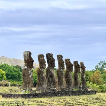 巴西+阿根廷+乌拉圭+智利+秘鲁+复活节岛+马丘比丘+伊瓜苏国家公园+冰川国家公园+帕拉卡斯国家保护区+鸟岛23日跟团游