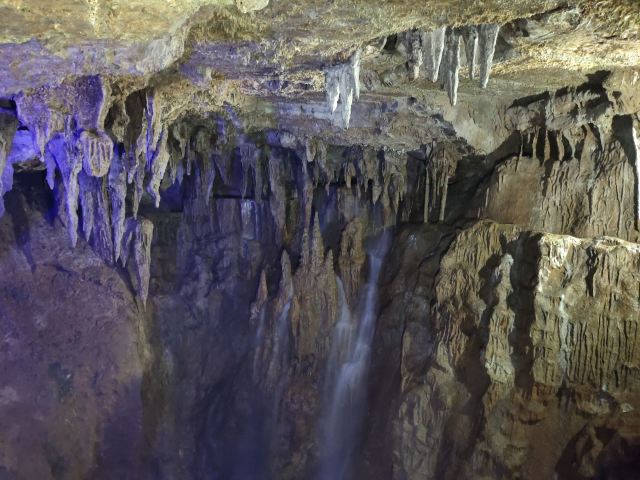 官马溶洞旅行图片 9