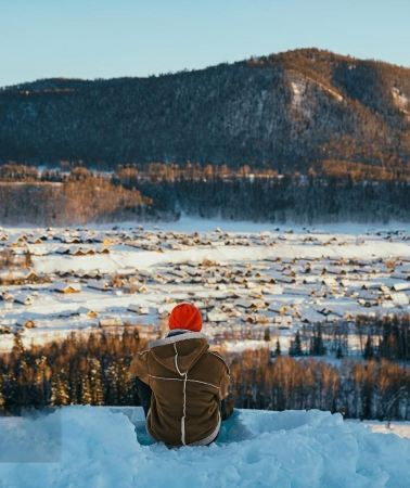 9D8N • Winter tour of Northern Xinjiang—snow party at sunset & Hemu bonfire—stay in Hemu wooden cabins & near Sayram Lake Scenic Area—optional skiing—no shopping, tips included