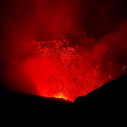 瓦努阿图维拉港+塔纳岛+亚苏尔火山7日4晚私家团
