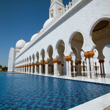 塞舌尔+阿联酋10日9晚私家团