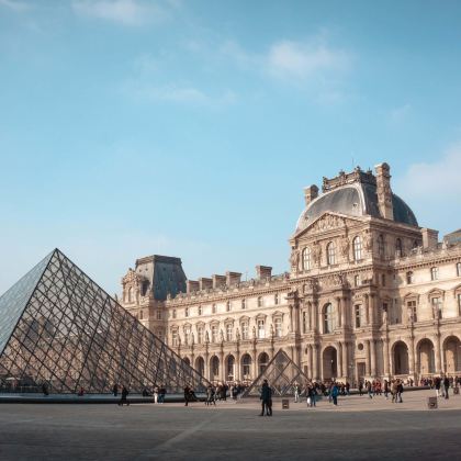 法国11日9晚私家团