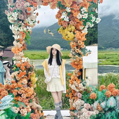 大理市+芒市+瑞丽+腾冲6日5晚跟团游