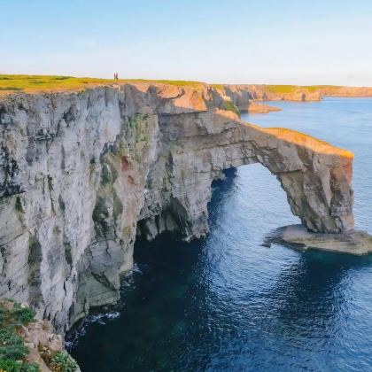 英国伦敦+卡迪夫+斯旺西+彭布罗克郡海岸线国家公园+牛津7日6晚拼小团