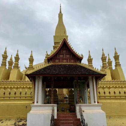 老挝万象+万荣+琅勃拉邦+柬埔寨金边+暹粒+越南胡志明市+芽庄+美奈+河内22日21晚拼小团