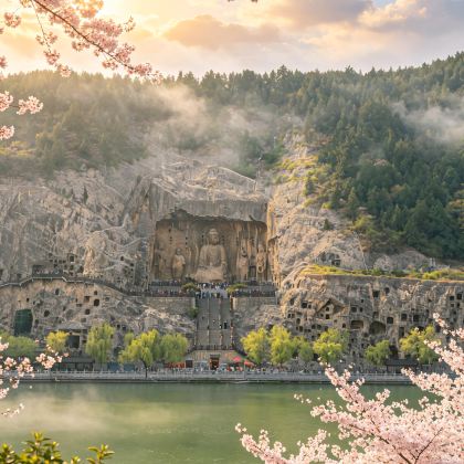 洛阳龙门石窟+白马寺+老君山景区3日2晚跟团游