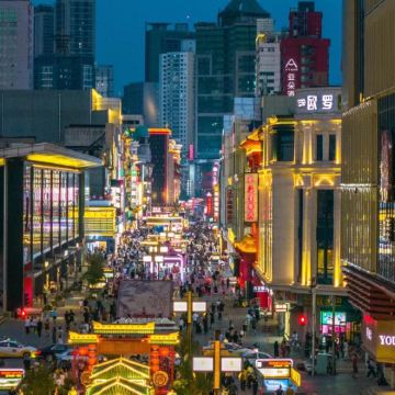 沈阳+呼伦贝尔+满洲里+哈尔滨+丹东+长白山13日12晚跟团游