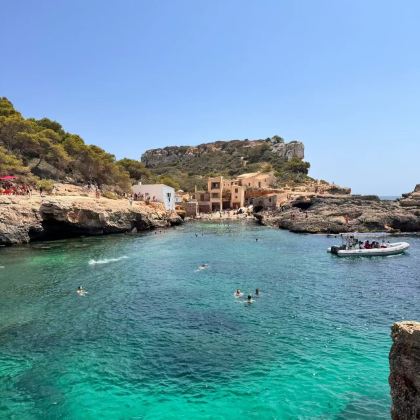 西班牙巴塞罗那+马略卡岛帕尔马大教堂7日6晚私家团