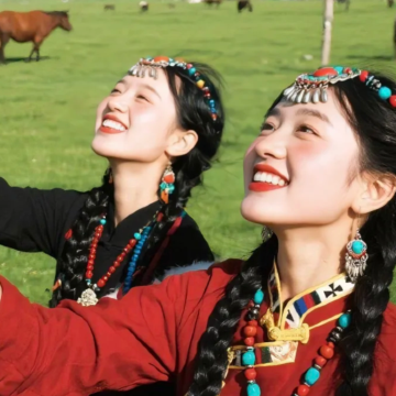 九寨沟风景区+黄龙风景名胜区2日1晚拼小团