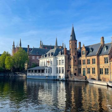 比利时布鲁塞尔+布鲁日+巴黎+马德里8日7晚私家团