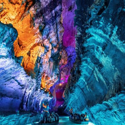 连州地下河+湟川三峡+千年瑶寨2日1晚私家团