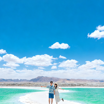 青海湖景区+茶卡盐湖+黑独山+敦煌+张掖8日7晚自由行