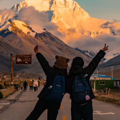 拉萨+阿里+珠峰大本营+羊卓雍错+纳木措景区+色林措5日4晚私家团