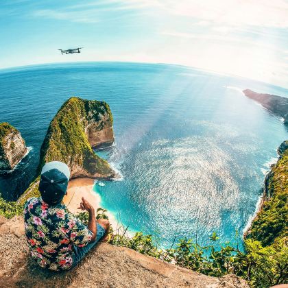 印度尼西亚巴厘岛+泗水+布罗莫火山8日7晚拼小团