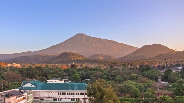 6-Day Tanzania Camping Adventure Tour from Arusha·Mto wa Mbu Community Visit | Ngorongoro | Serengeti National Park