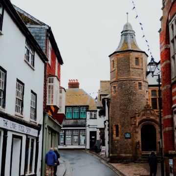 英国伦敦+爱丁堡+北爱尔兰+苏格兰+都柏林16日15晚拼小团