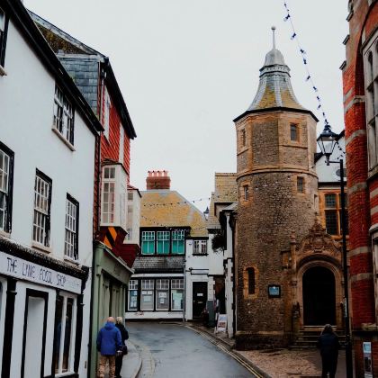 英国伦敦+剑桥+爱丁堡+爱尔兰14日13晚私家团